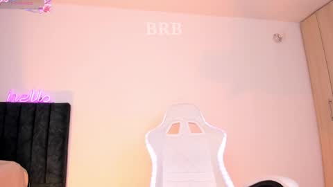 Little Queen Lia  online show from 02-16-25, 10:43