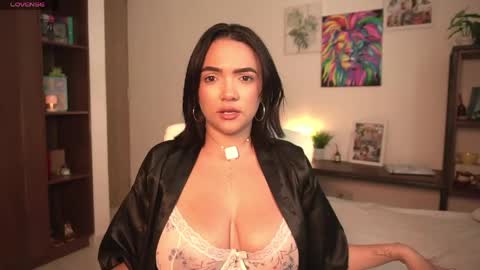 Snapshot of lia_russo_ chatting on 04-14-26, 05:30 Lia online show from 04-14-26, 05:30