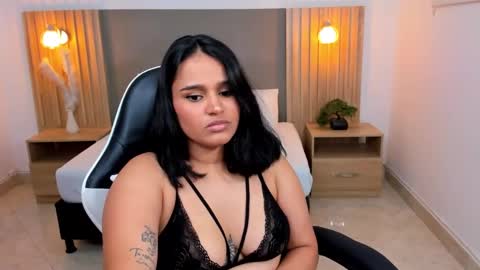 Snapshot of lia_sexx19 chatting on 01-23-25, 06:39 Lia  online show from 01-23-25, 06:39