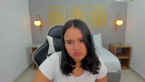 Snapshot of lia_sexx19 chatting on 02-28-25, 02:20 Lia  online show from 02-28-25, 02:20