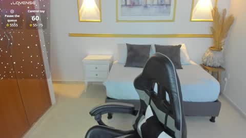 Snapshot of lia_sexx19 chatting on 09-24-25, 02:15 Lia  online show from 09-24-25, 02:15