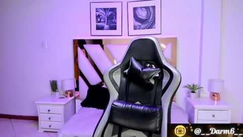 Snapshot of lia_simons chatting on 03-10-25, 03:34 Alejandra online show from 03-10-25, 03:34