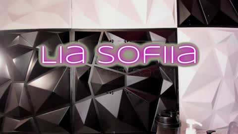 lia_sofiia online show from 01-01-25, 04:39
