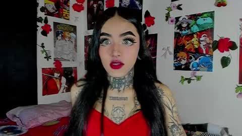 Snapshot of lia_volkov chatting on 10-22-25, 06:46 online show from 10-22-25, 06:46