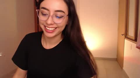 Snapshot of liaa_cute_ chatting on 02-07-26, 12:03 lia online show from 02-07-26, 12:03