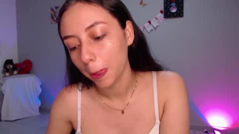 Snapshot of liaa_cute_ chatting on 03-30-26, 01:06 lia online show from 03-30-26, 01:06