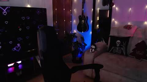 Liaa  online show from 01-07-26, 01:08