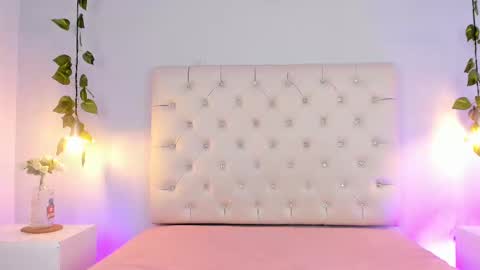 Lia online show from 10-09-25, 01:25