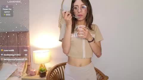 Lia  online show from 01-17-25, 05:30