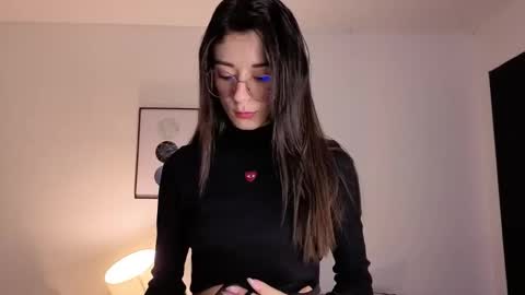 Lia  online show from 11-10-25, 12:37