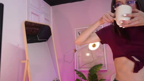 Lia  online show from 04-13-26, 12:21