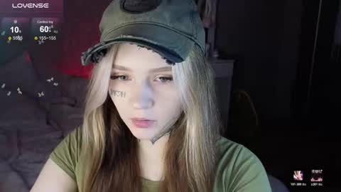 liaaa_li online show from 11-25-25, 06:24