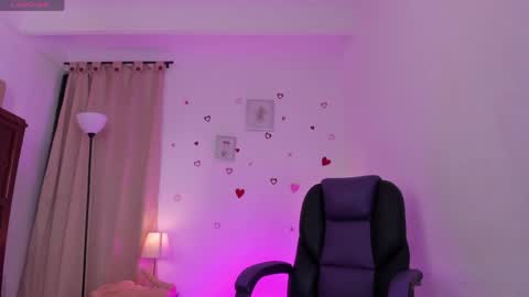 Snapshot of liaamoretzz chatting on 05-22-26, 11:10 liaa moretzz online show from 05-22-26, 11:10