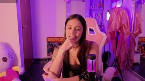 Lia Butera online show from 05-15-26, 09:00