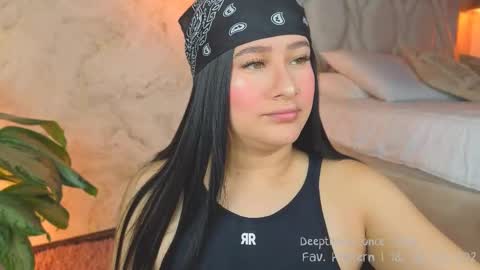 Lia Cox online show from 03-02-25, 02:30