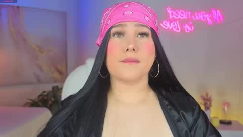 Lia Cox online show from 11-04-25, 03:05