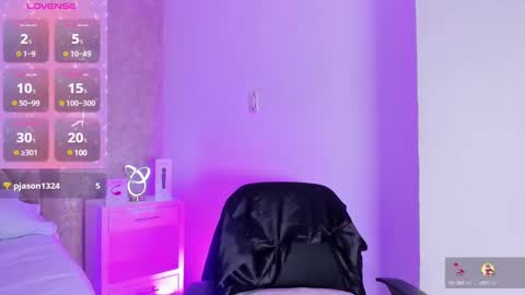 Snapshot of liaflowers chatting on 01-28-25, 01:29 Lia online show from 01-28-25, 01:29