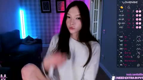 lialilia online show from 10-10-25, 08:57