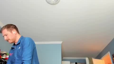 Snapshot of liam_1985 chatting on 01-30-25, 09:36 Liam online show from 01-30-25, 09:36