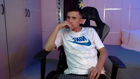 LIAM online show from 01-31-25, 07:29