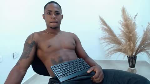 liam_bolt online show from 02-20-26, 03:58