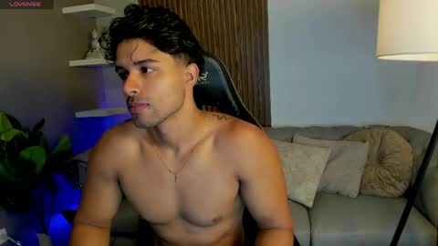 Liam Collins online show from 04-25-26, 11:46