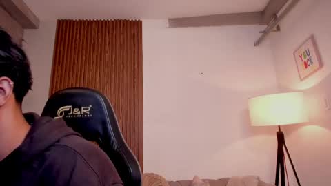 Liam Collins online show from 04-27-26, 12:03