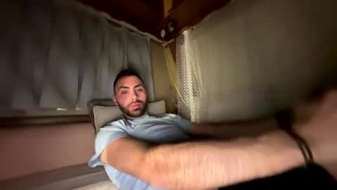 Liam online show from 02-26-25, 05:50