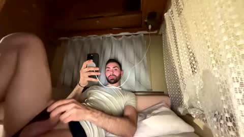 Liam online show from 03-06-25, 07:43