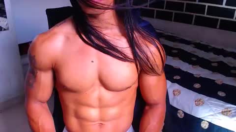 LIAM online show from 11-04-25, 02:38