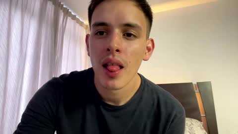 Snapshot of liam_enzho chatting on 03-02-25, 09:43 Liam online show from 03-02-25, 09:43