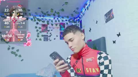 Snapshot of liam_honey18 chatting on 11-05-25, 09:53 liam_honey18 online show from 11-05-25, 09:53