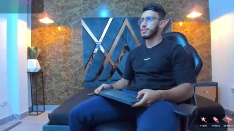 LIAM KLEIN online show from 09-12-25, 11:10