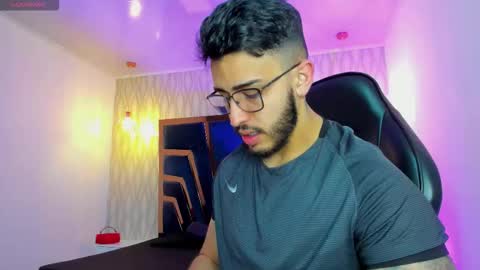 LIAM KLEIN online show from 02-13-26, 11:17