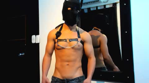 liam_knight online show from 10-24-25, 02:30