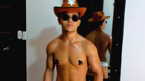 liam_knight online show from 11-04-25, 02:32