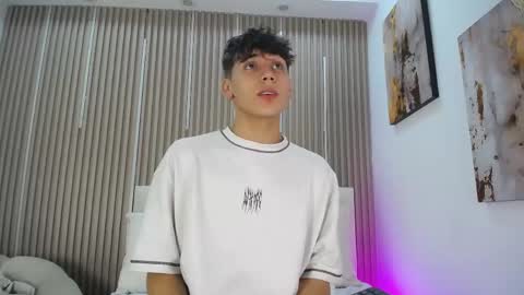 LIAM online show from 04-24-26, 02:08