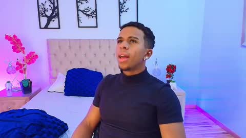 LIAM online show from 10-15-25, 04:34