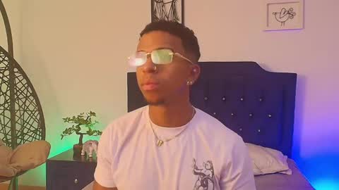 LIAM online show from 10-20-25, 04:13