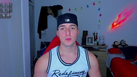 Snapshot of liam_oficial chatting on 12-12-24, 03:43 liam online show from 12-12-24, 03:43