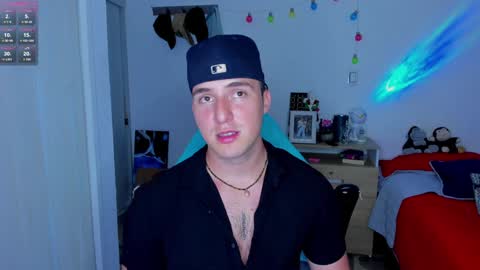 Snapshot of liam_oficial chatting on 01-10-25, 04:44 liam online show from 01-10-25, 04:44