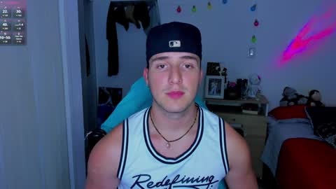 Snapshot of liam_oficial chatting on 01-13-25, 03:56 liam online show from 01-13-25, 03:56