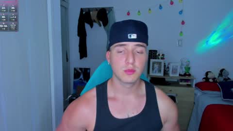 Snapshot of liam_oficial chatting on 01-24-25, 03:32 liam online show from 01-24-25, 03:32