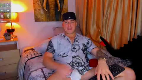 Snapshot of liam_oficial chatting on 02-27-25, 03:47 liam online show from 02-27-25, 03:47