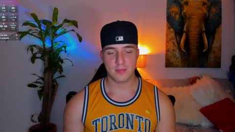 Snapshot of liam_oficial chatting on 02-28-25, 07:48 liam online show from 02-28-25, 07:48