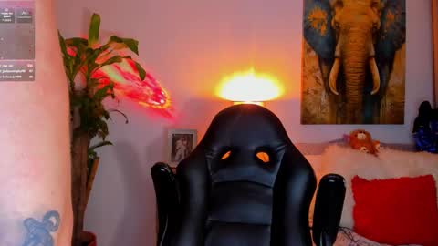 Snapshot of liam_oficial chatting on 03-01-25, 07:30 liam online show from 03-01-25, 07:30