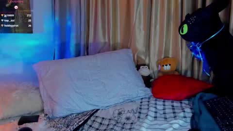 Snapshot of liam_oficial chatting on 09-14-25, 02:11 liam online show from 09-14-25, 02:11