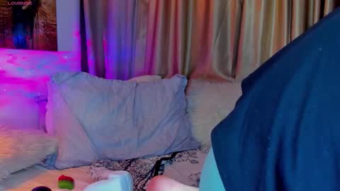 Snapshot of liam_oficial chatting on 09-16-25, 02:12 liam online show from 09-16-25, 02:12