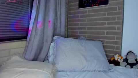 liam online show from 04-24-26, 03:42