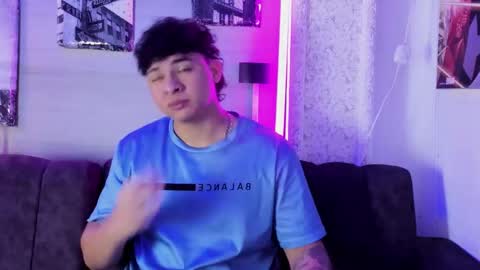 liam online show from 12-05-25, 12:36